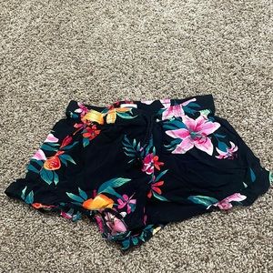 This is a flower skirt that is very comfortable!!!!!